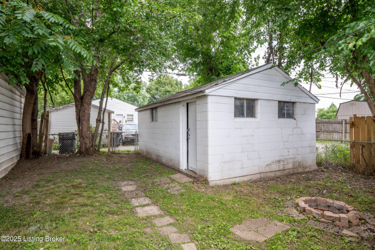 Listing Image 25