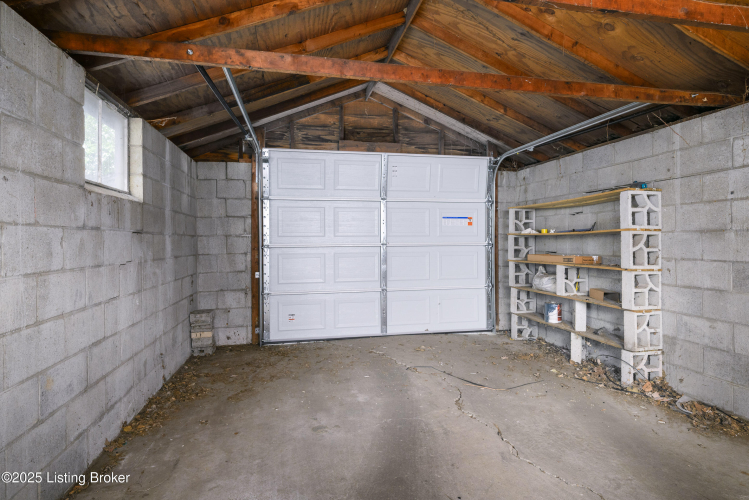 Listing Image 27
