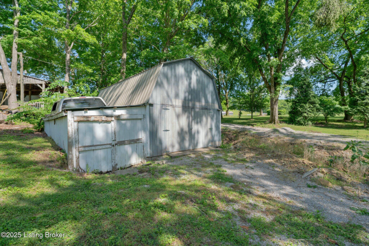 Listing Image 46