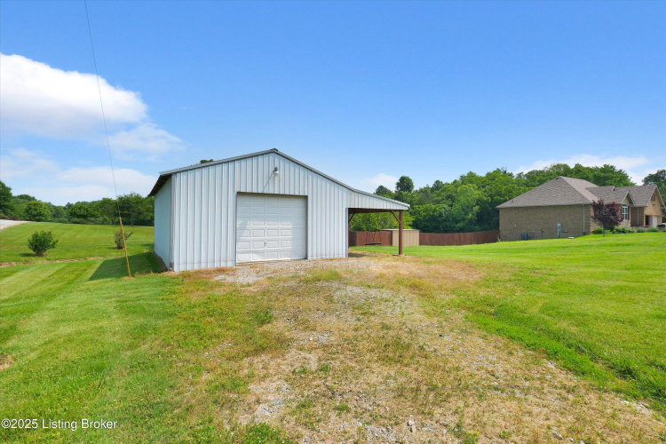 Listing Image 32