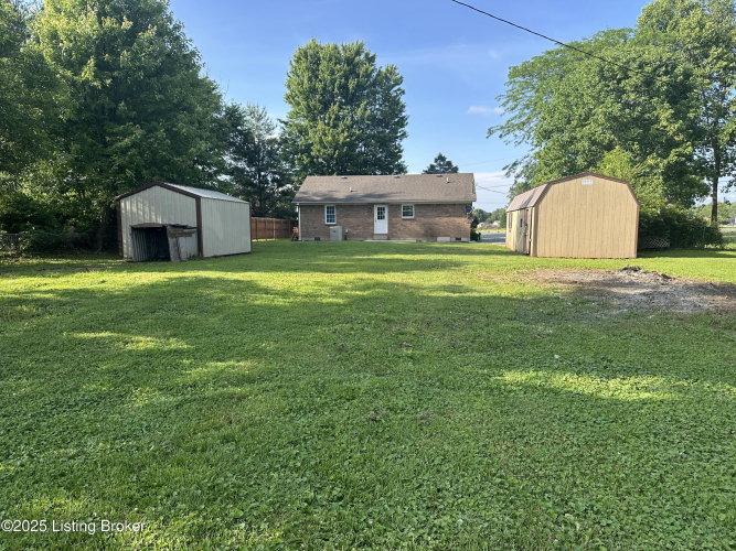 Listing Image 16