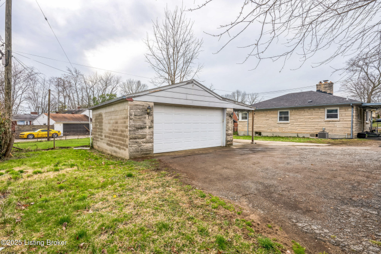 Listing Image 26