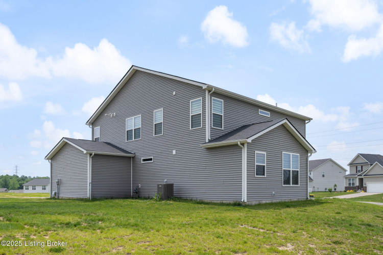 Listing Image 43