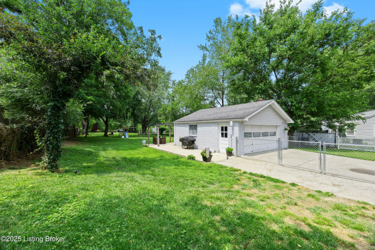 Listing Image 39