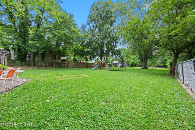 Listing Image 44