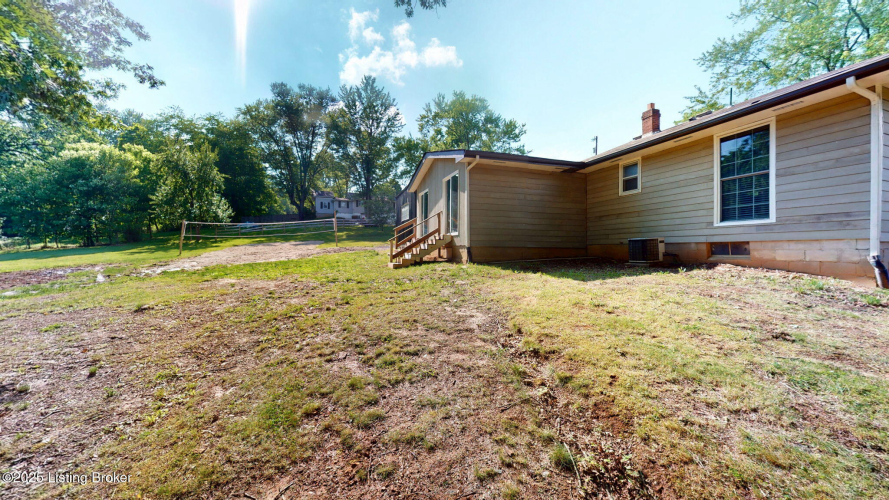 Listing Image 38