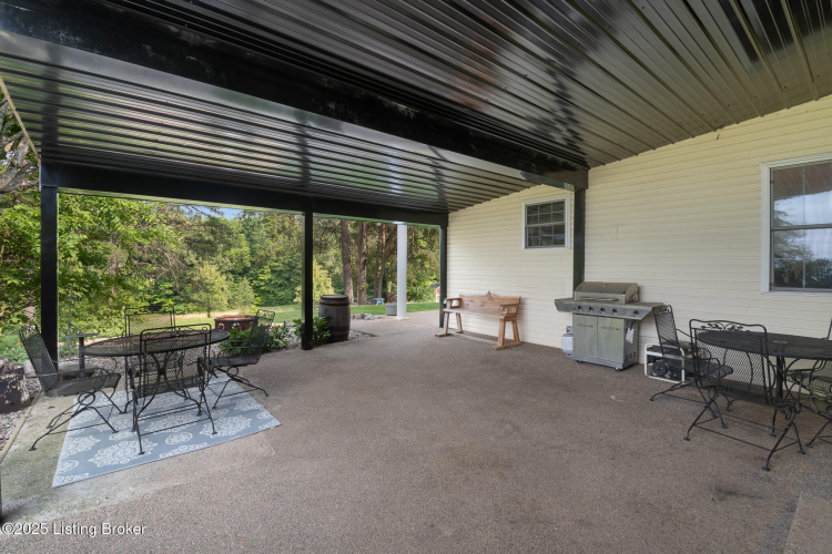 Listing Image 48