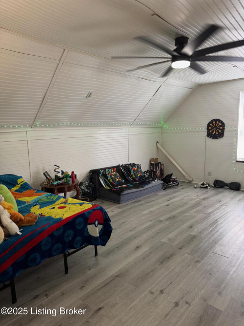 Listing Image 29