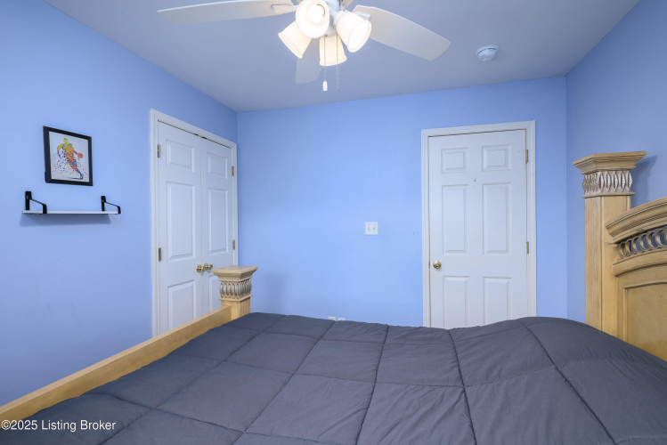 Listing Image 29