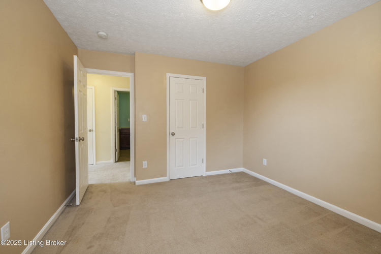 Listing Image 24