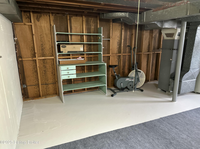 Listing Image 48