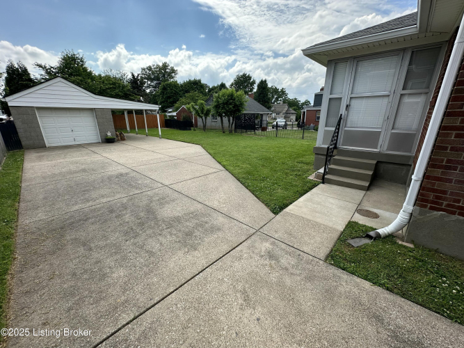 Listing Image 51