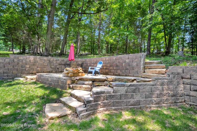 Listing Image 42
