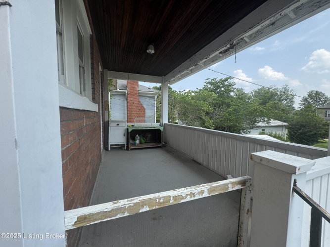 Listing Image 24