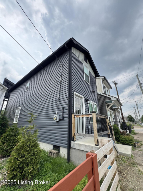 Listing Image 24