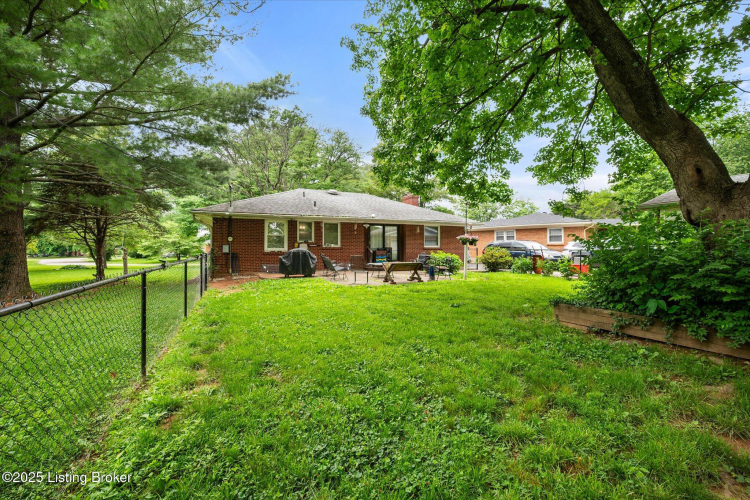 Listing Image 23
