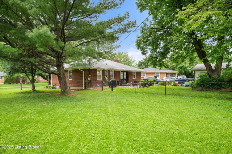 Listing Image 24