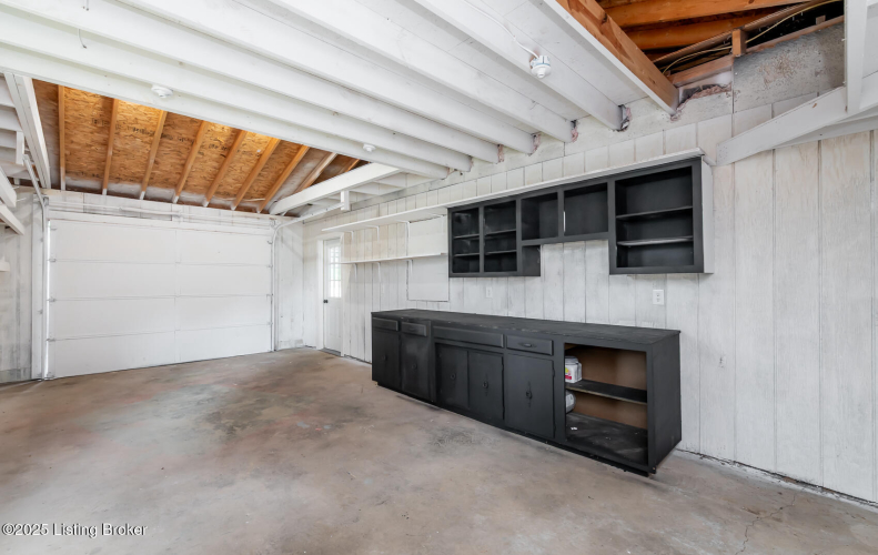 Listing Image 80