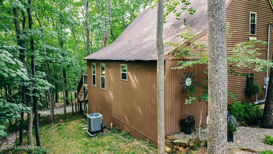 Listing Image 101