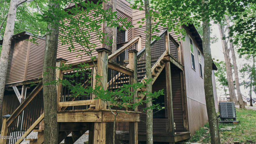 Listing Image 102