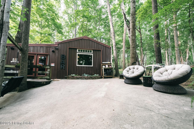 Listing Image 80