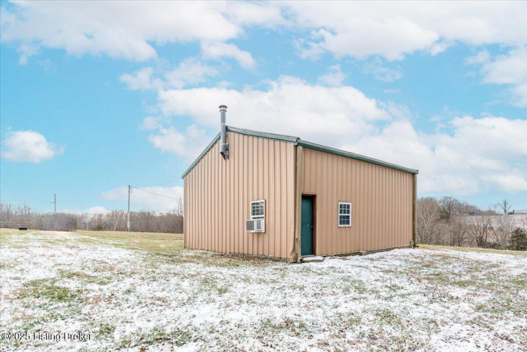 Listing Image 13