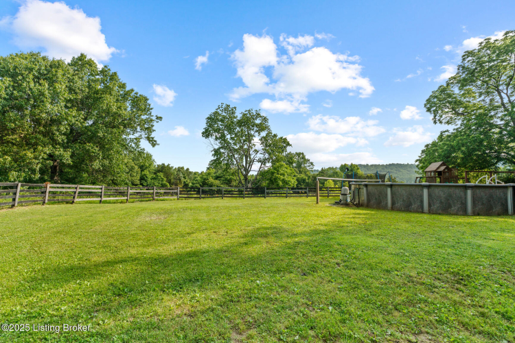 Listing Image 43