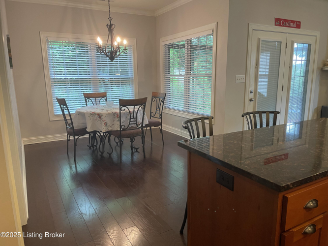 Listing Image 19
