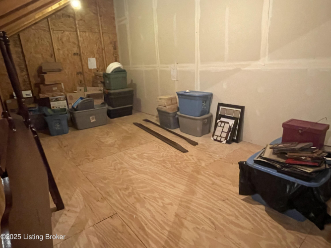 Listing Image 37