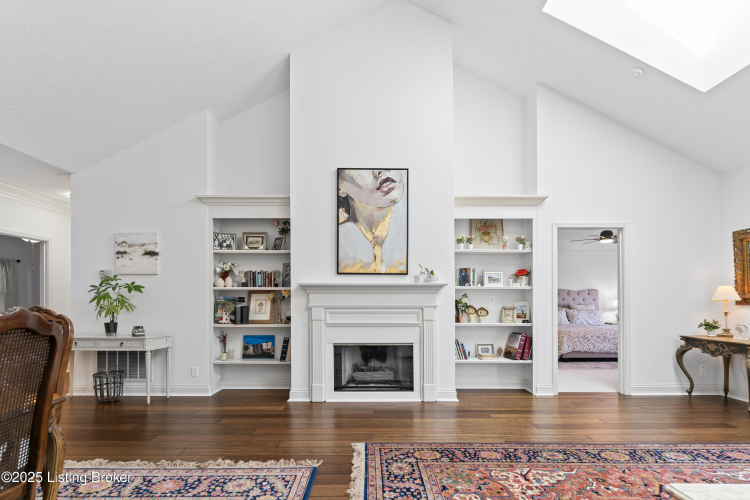 Listing Image 20