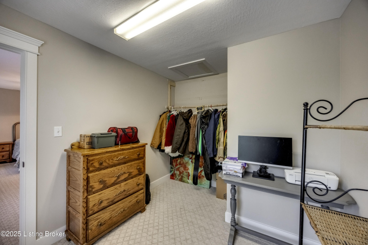 Listing Image 60