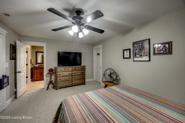 Listing Image 65