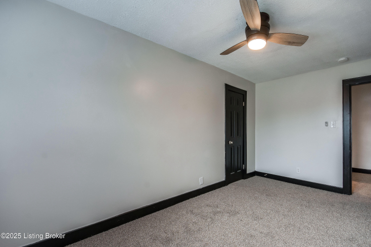 Listing Image 48