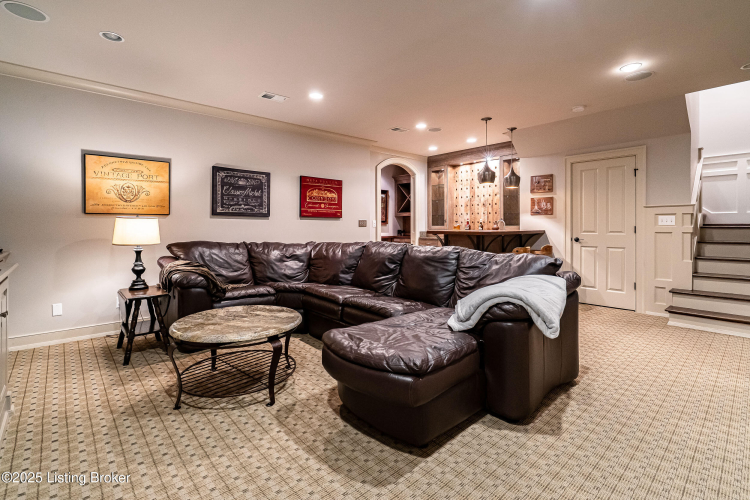 Listing Image 65