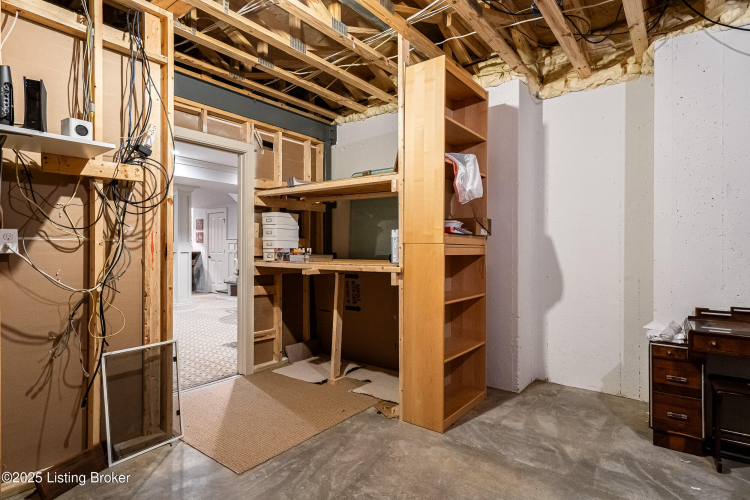 Listing Image 74