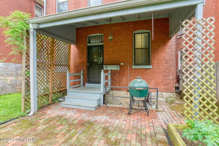 Listing Image 23