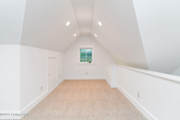Listing Image 78