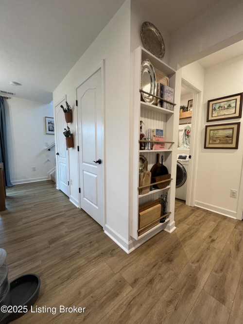Listing Image 18