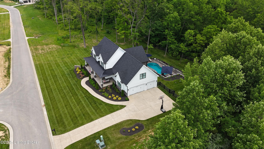 Listing Image 103
