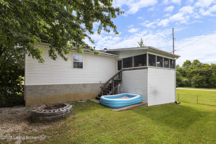 Listing Image 44
