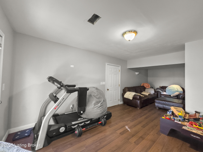 Listing Image 39