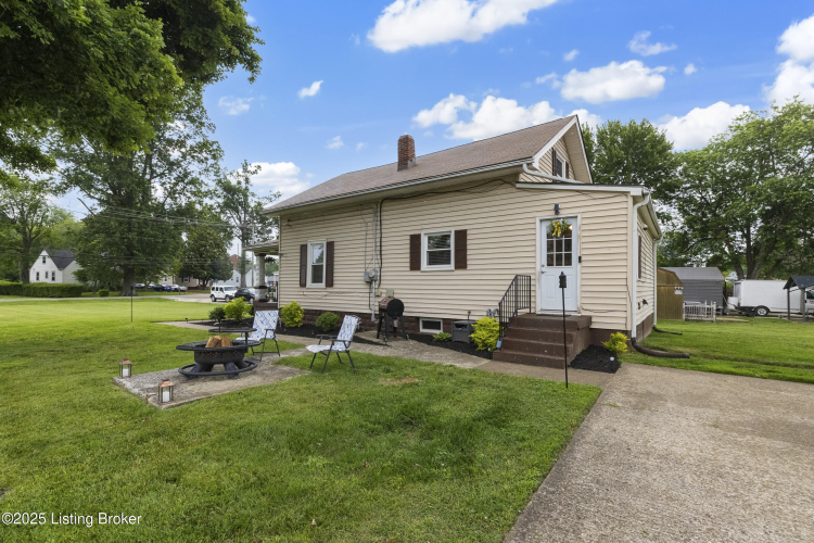 Listing Image 22