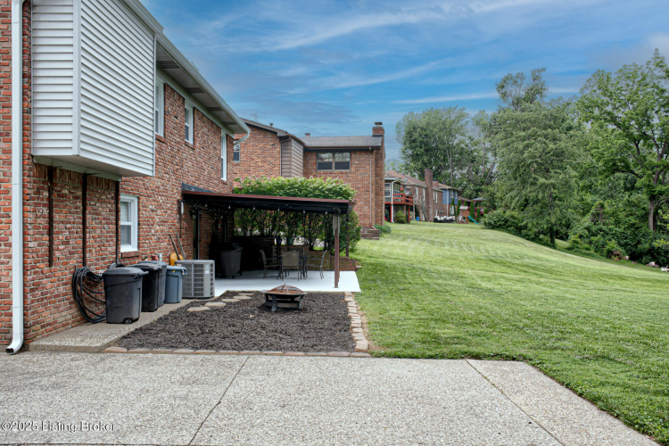 Listing Image 36