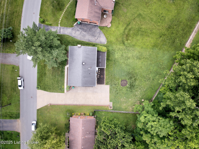Listing Image 40