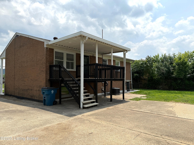 Listing Image 37