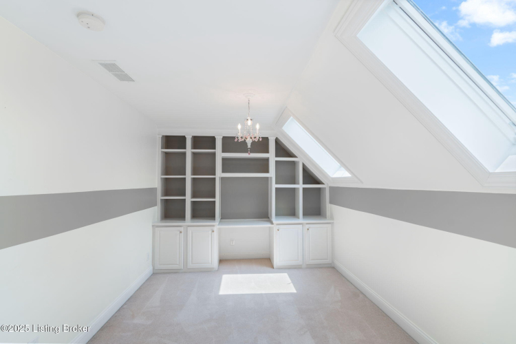 Listing Image 65