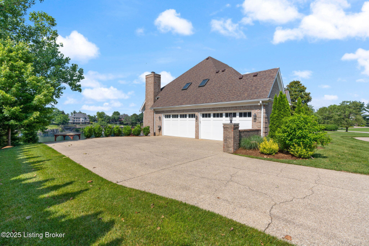 Listing Image 91