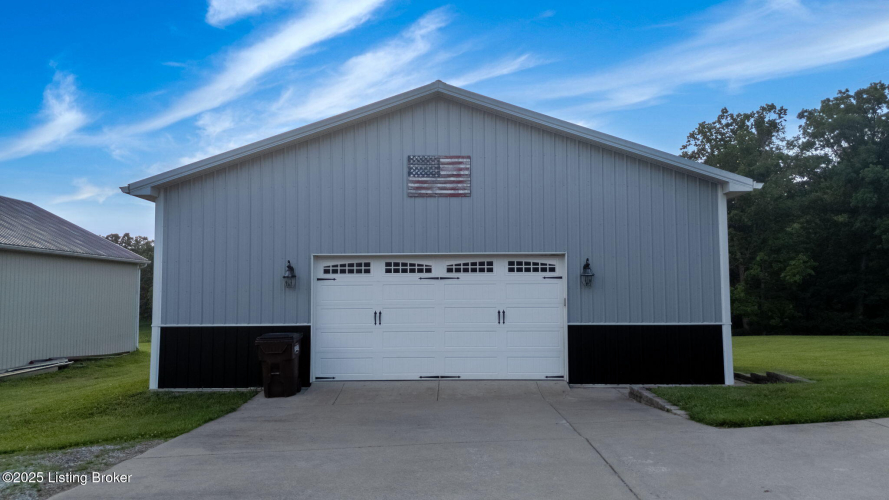 Listing Image 44