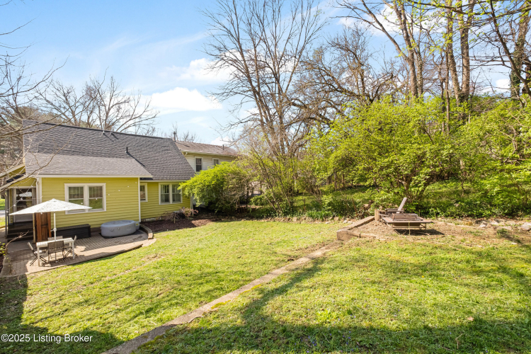 Listing Image 19