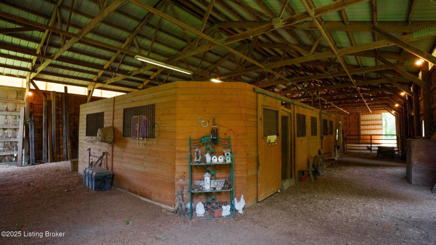 Listing Image 50
